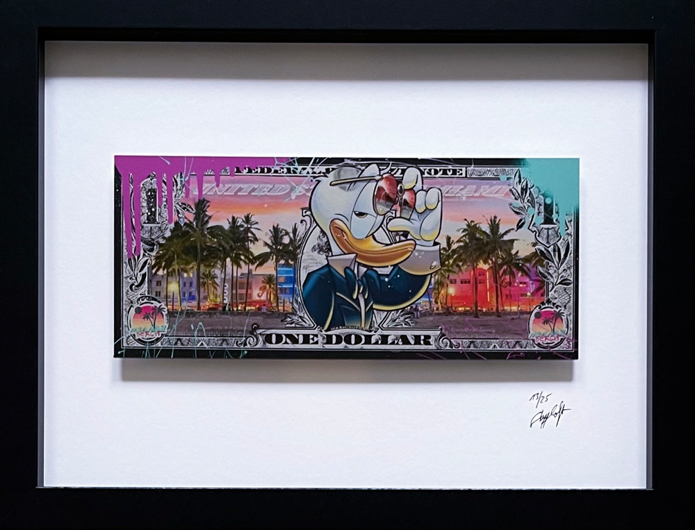 Skyyloft "Miami Beach Dollar"